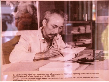 Chủ tịch Hồ Chí Minh – Người sáng lập nền báo chí cách mạng Việt Nam (Ảnh tư liệu)