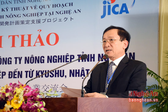 Đồng chí Đinh Viết Hồng - Phó Chủ tịch UBND tỉnh khai mạc hội thảo và giới thiệu những tiềm năng, lợi thế phát triển các sản phẩm nông nghiệp tại Nghệ An.