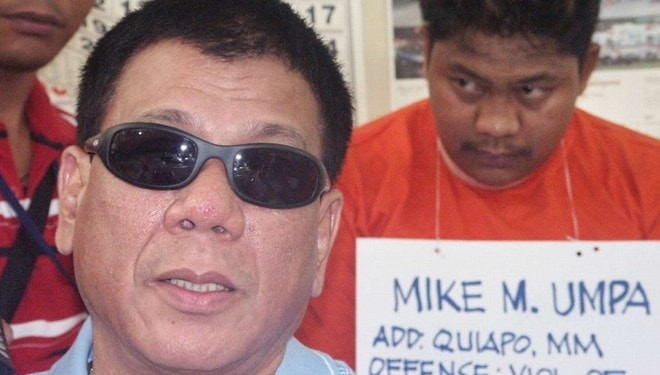 Duterte: Toi tung giet toi pham de lam mau cho canh sat hinh anh 1