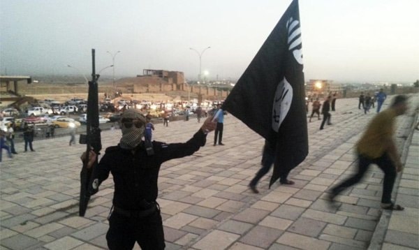IS đang chống trả ác liệt chiến dịch giành lại Mosul của quân đội Iraq. (Ảnh: Reuters)