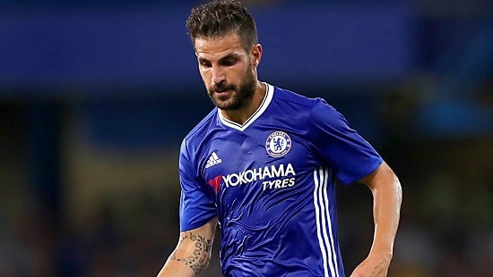 Cesc Fabregas là “dự bị hạng sang” của The Blues.