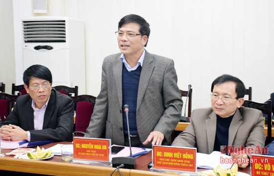 Đồng chí Nguyễn Hoài an - chủ tịch UBND TP Vinh tiếp thu các ý kiến chỉ đạo của đoàn và hứa sẽ khắc phục một số tồn tại ở một số địa phương mà đoàn đã đóng góp ý kiến.