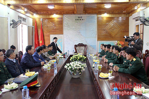 Đoàn công tác Tỉnh ủy thăm và chúc mừng Lữ đoàn 16 - Quân khu 4 nhân dịp