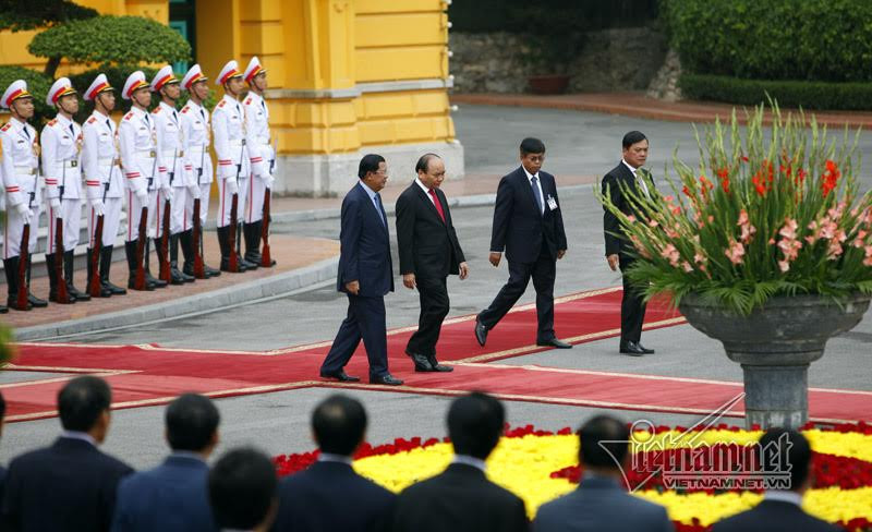 Hình ảnh lễ đón Thủ tướng Campuchia Hun Sen