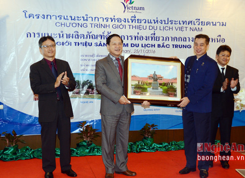 Tháng 11/2016, tỉnh Nghệ An tổ chức xúc tiến quảng bá du lịch tại Băng Cốc và Udon Thani, Vương quốc Thái Lan.