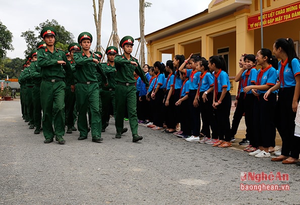 Tận mắt chứng kiến các chú bộ đội duyệt binh