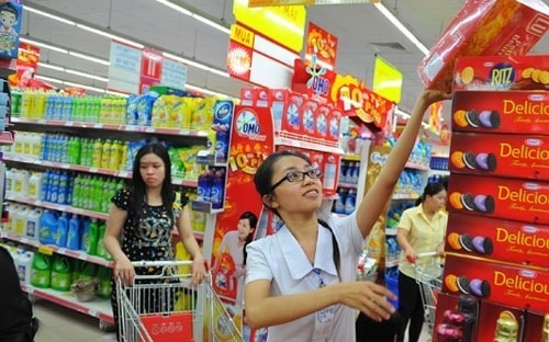 Chính phủ yêu cầu giữ, giảm giá các hàng hóa thiết yếu