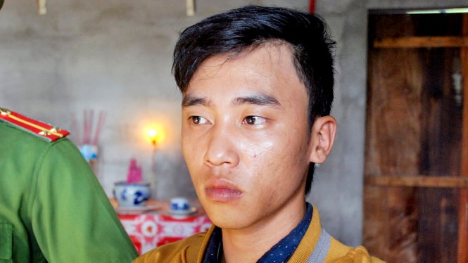 Nghi phạm Phan Thành Tâm bị công an bắt giữ - Ảnh: TR.T.