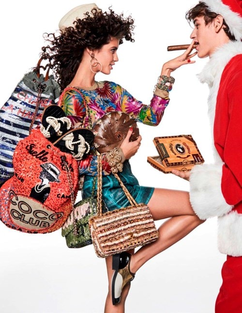 Hai cô nàng diện những mẫu thời trang đậm sắc màu mùa lễ hội Dolce & Gabbana, Balenciaga, Moschino, Chanel…