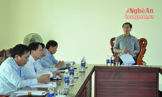 Đồng chí Trần Văn Hùng - Phó Tổng biên tập Báo Nghệ An, Trưởng đoàn kiểm tra kết luận buổi làm việc