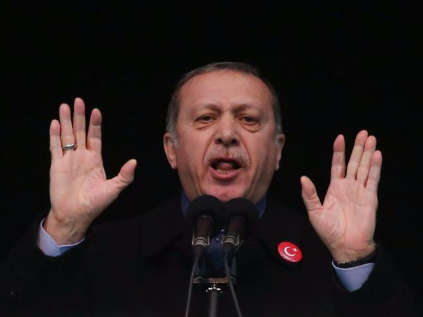 Tổng thống Thổ Nhĩ Kỳ cáo buộc Mỹ “chống lưng” các nhóm phiến quân. Ảnh: AP