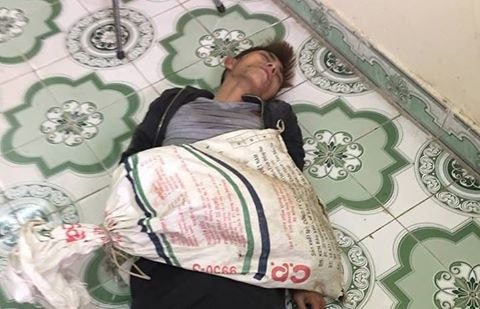Đối tượng nghi trộm chó và tang vật