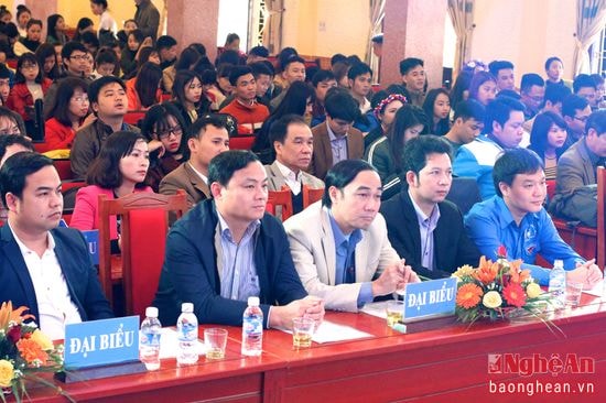 Các đại biểu về tham dự Hội thi.
