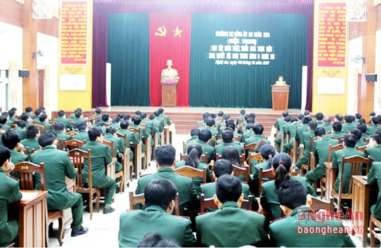 Toàn cảnh hội nghị.
