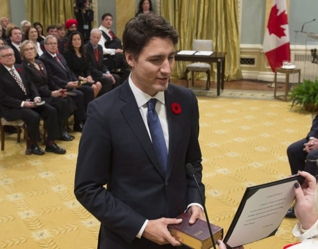 Thủ tướng Canada, Justin Trudeau tuyên thệ nhậm chức tại Ottawa, Ontario, ngày 4 /11/2015.