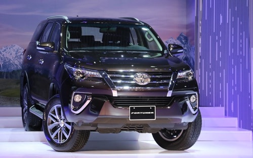 Fortuner mới có ngoại thất hiện đại và khỏe khoắn hơn hẳn.