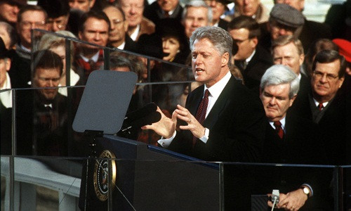  Tổng thống Mỹ Bill Clinton đọc diễn văn nhậm chức vào năm 1997. Ảnh: AFIC