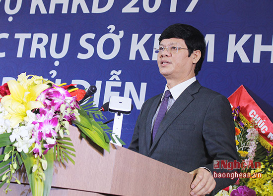 Phó chủ tịch UBND tỉnh Lê Xuân Đại phát biểu chỉ đạo tại hội nghị.