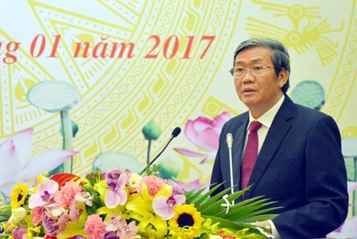 Đồng chí Đinh Thế Huynh phát biểu chỉ đạo hội nghị.