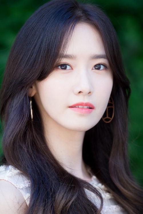 Vẻ đẹp trong sáng, ngọt ngào từ mọi góc nhìn của Yoona giúp cô luôn giữ vững vị trí trong các bảng xếp hạng nhan sắc nhiều năm liền.