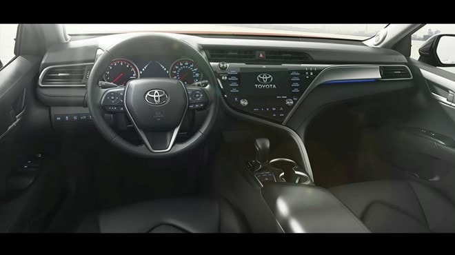 Toyota Camry 2018 trinh lang, chua co gia ban hinh anh 2