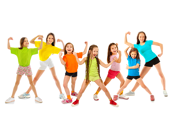 Nhảy Zumba thích hợp với nhiều đối tượng, kể cả trẻ em.