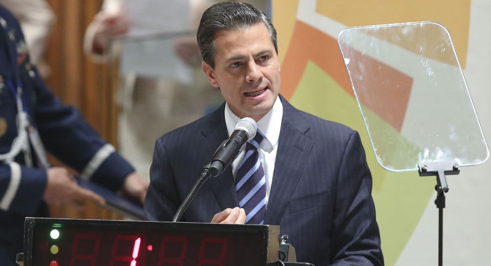 Tổng thống Mexico Enrique Pena Nieto . Ảnh: AP.