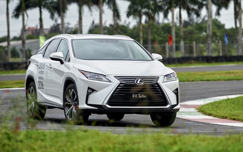 Lexus bán ở miền bắc nhiều hơn.