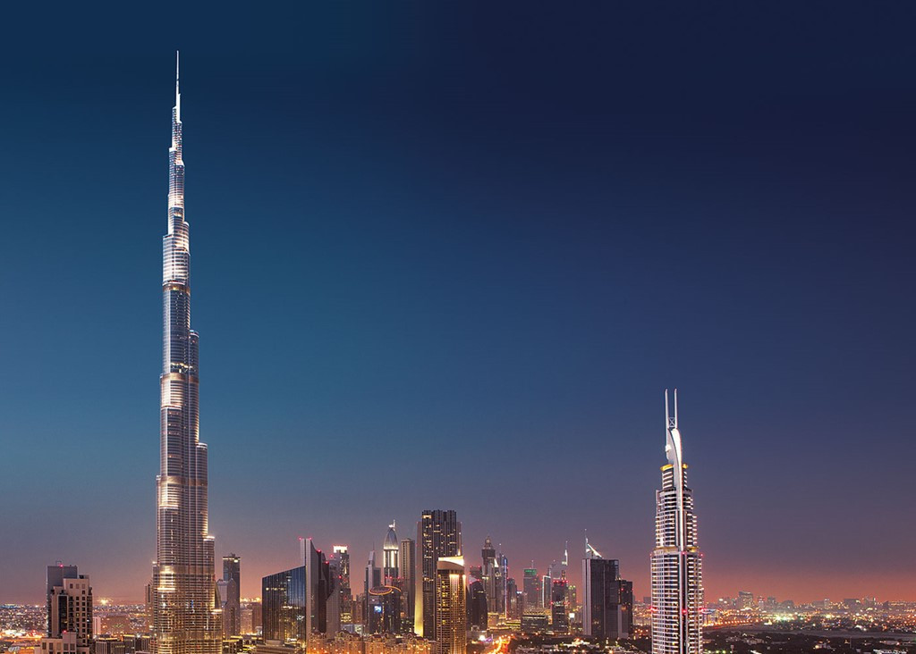 Burj Khalifa (UAE): Burj Khalifa là tòa nhà chọc trời nằm ở Dubai, UAE. Với chiều cao 828 m, tương đương 164 tầng nhà, tòa tháp này hiện đang giữ vị trí là công trình cao nhất thế giới. Rất nhiều du khách đến đây, đứng trên các tầng nhà để phóng tầm mắt ngắm nhìn toàn cảnh Dubai. Ảnh: BurjKhalifa.