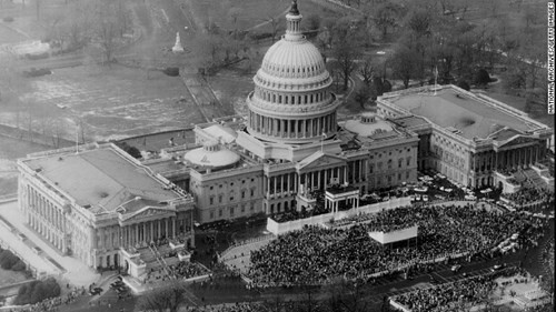 Hình ảnh lễ nhậm chức tổng thống lần thứ hai của ông Dwight D. Eisenhower diễn ra hôm 20/1/1957.