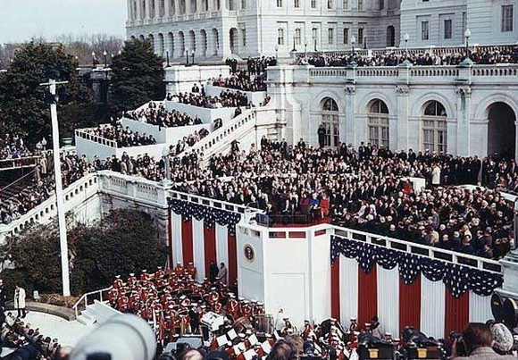Hình ảnh buổi lễ tuyên thệ nhậm chức trang nghiêm tại Đồi Capitol của Tổng thống đắc cử Ronald Reagan ngày 20/1/1981