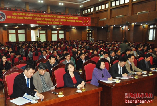 Các đại biểu tham gia hội nghị