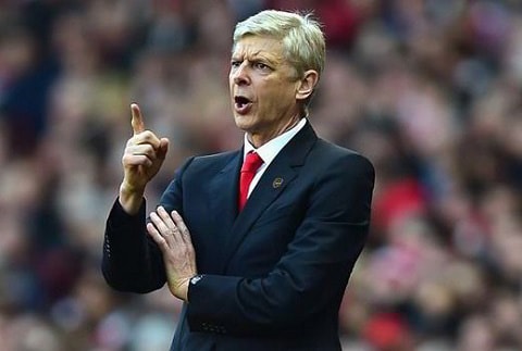 HLV Wenger còn phải rất đau đầu vì tuyến giữa của Arsenal trong thời gian tới.  Ảnh: Internet.