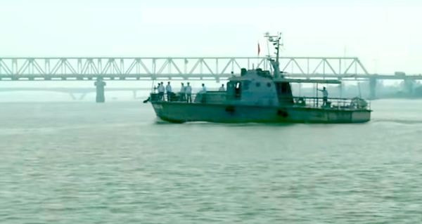 Cục Hải quan Nghệ An  phối hợp tuần tra kiểm soát trên biển.