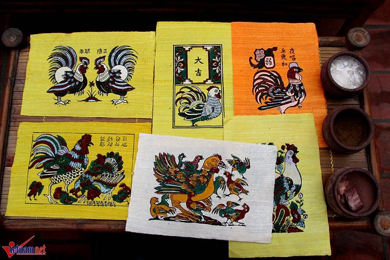 Giải mã cực thú vị 6 loại gà trong tranh Đông Hồ