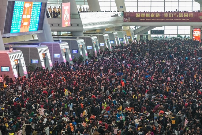 Trao luu ra nuoc ngoai tron Tet o Trung Quoc hinh anh 2