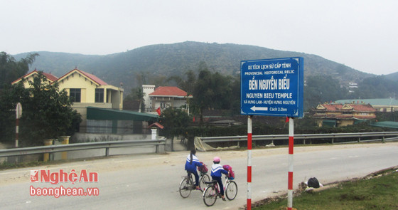 Đền thờ Nghĩa Vương Nguyễn Biểu tại xã Hưng Lam, Hưng Nguyên được công nhận là Di tịch lịch sử cấp tỉnh. 