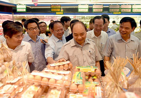  Thủ tướng Nguyễn Xuân Phúc thị sát kiểm tra tình hình kinh doanh, an toàn thực phẩm trên địa bàn TPHCM tháng 10/2016