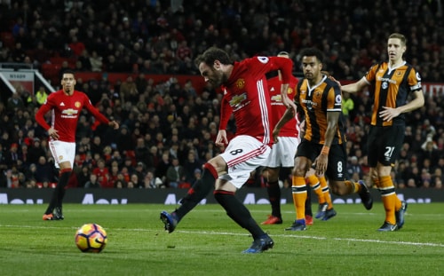 man-utd-bi-doi-ap-chot-ngoai-hang-anh-cam-chan-o-old-trafford-2