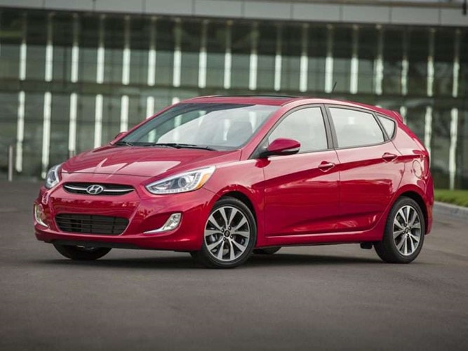 2016 Hyundai Accent: 14.745 USD