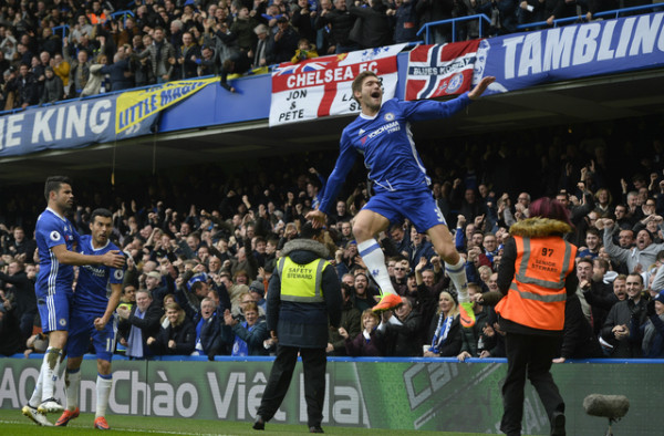 Chelsea đang bay cao với phong độ và bản lĩnh vượt trội so với các đối thủ cạnh tranh. Ảnh: Reuters.