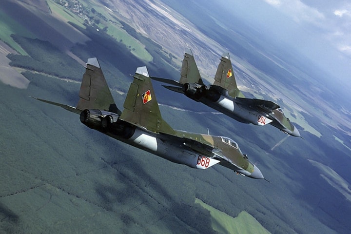 Ngoài ra, MiG-29 còn có thể mang theo bom thông thường là FAB-250, FAB 500-M62.