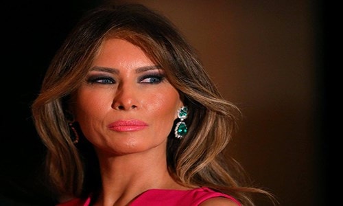 Bà Melania kiện tờ Daily Mail vì đưa những thông tin sai lệch xúc phạm danh dự của bà. 