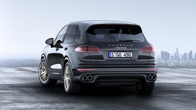 Porsche ra mắt phiên bản Platinum cho cả Cayenne và Cayenne S.