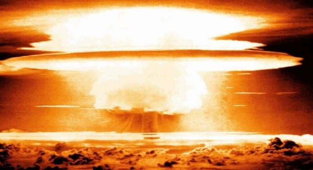 Bom nhiệt hạch có sức công phá mạnh hơn bom hạt nhân nhiều lần.