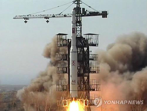 Một vụ phóng tên lửa tầm xa của Triều Tiên. Ảnh: Yonhap