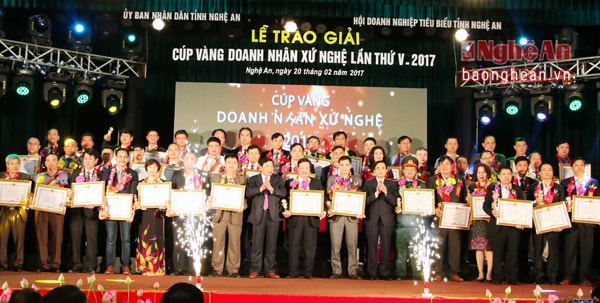 46 doanh nhân tiêu biểu được nhận 