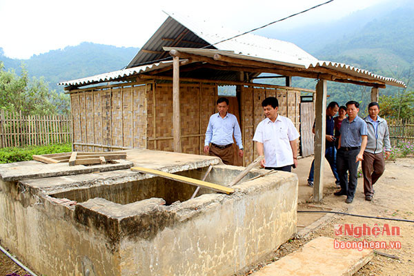 Công trình nước sạch phục vụ điểm trường Tiểu học xã Yên Thắng ở bản Pủng không có nước sạch, ảnh hướng đến việc nấu ăn cho học sinh bán trú. Ảnh Nguyên Sơn