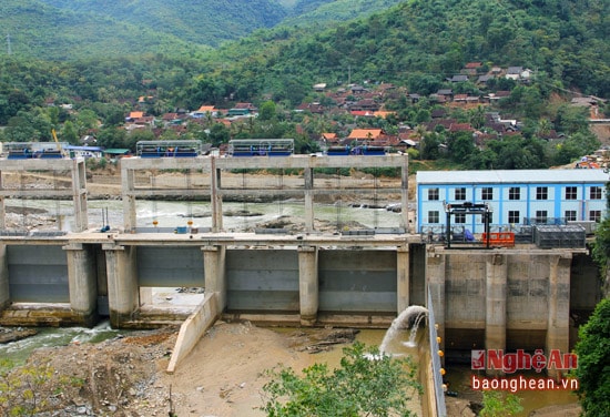 Công trình thủy điện Bản Ang, xã Xá Lượng, huyện Tương Dương (Nghệ An). Ảnh Hồ Phương.