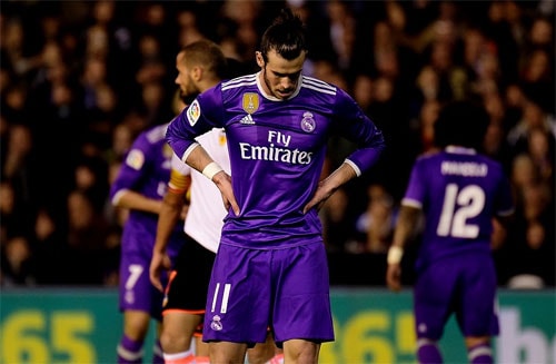 real-thua-valencia-cuoc-dua-liga-lai-rong-mo-cho-barca-2
